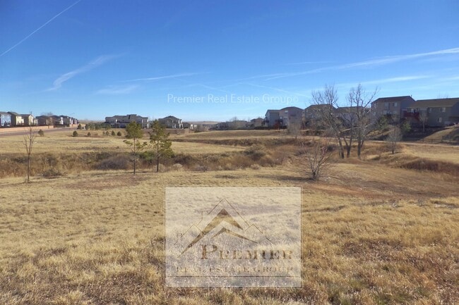 Building Photo - 8051 Elk River View