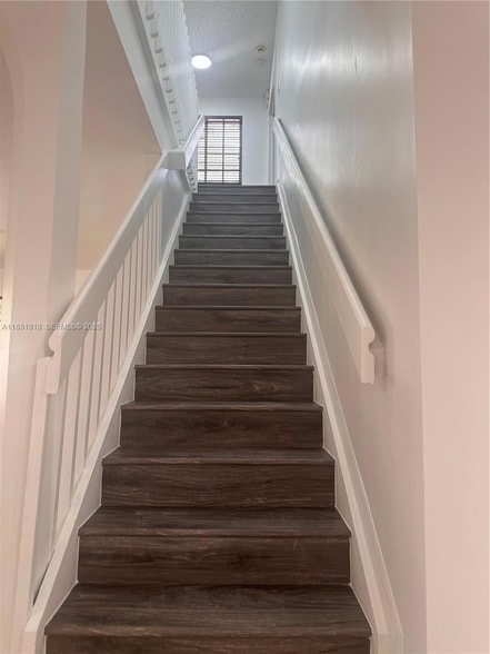 Building Photo - 8950 NW 189th Terrace