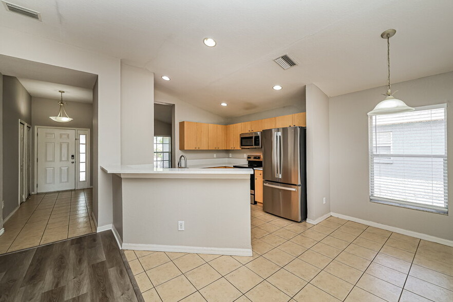 Building Photo - 11351 Coconut Island Dr