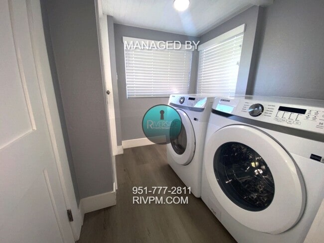 Building Photo - !!!Charming upgraded 2 bed 2 bath single family home!!