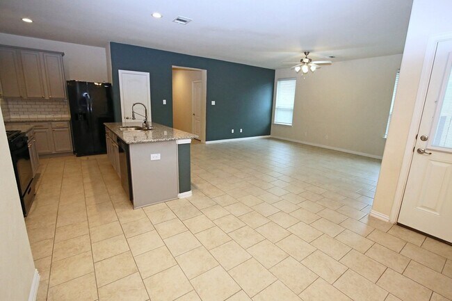 Building Photo - 13346 Pecan Trails Dr