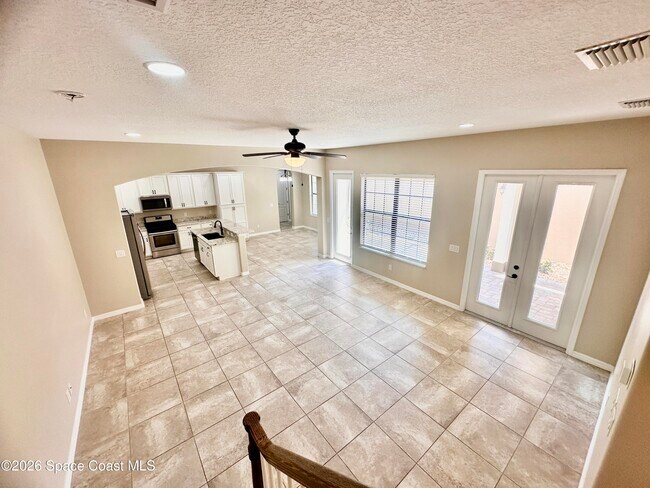 Building Photo - 8880 Napolo Dr