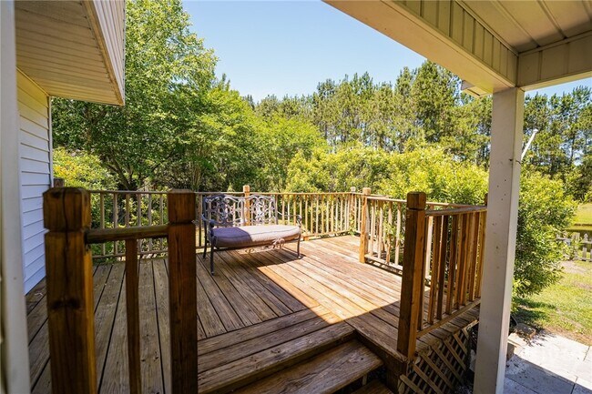 Building Photo - 248 Silver Brook Cir