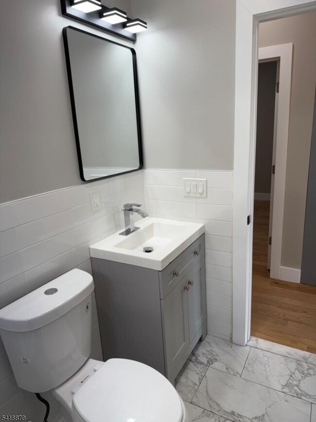 Building Photo - 492 S 20th St