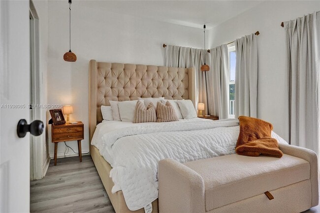 Building Photo - 1129 10th St