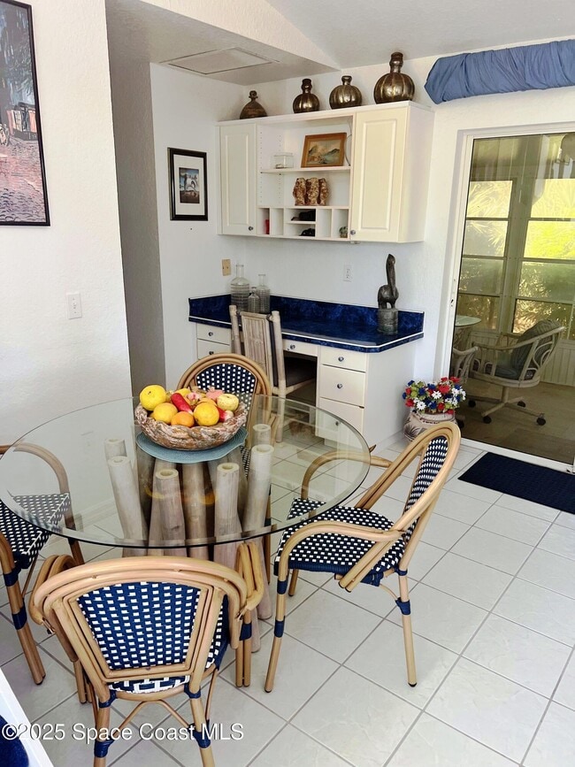 Building Photo - 150 Sandy Shoes Dr