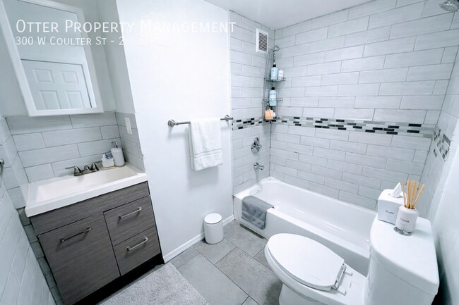 Building Photo - 300 W Coulter St