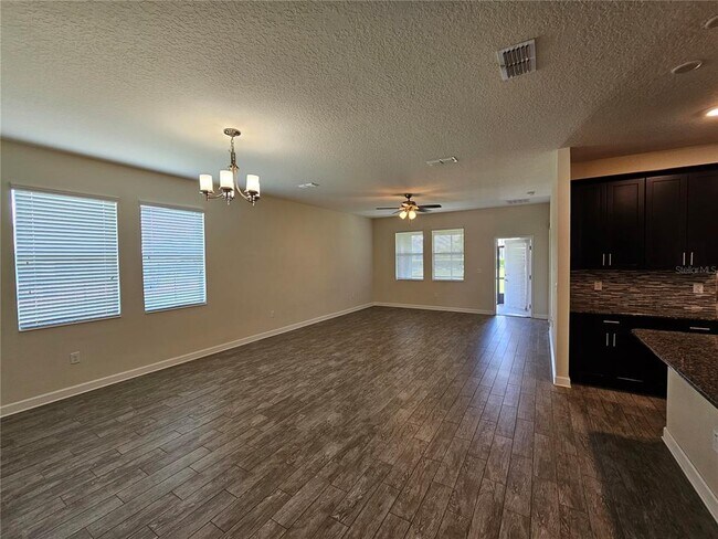 Building Photo - 4624 Fairy Tale Cir