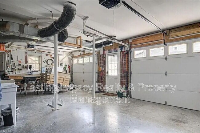 Building Photo - 475 Ashbry Run Dr