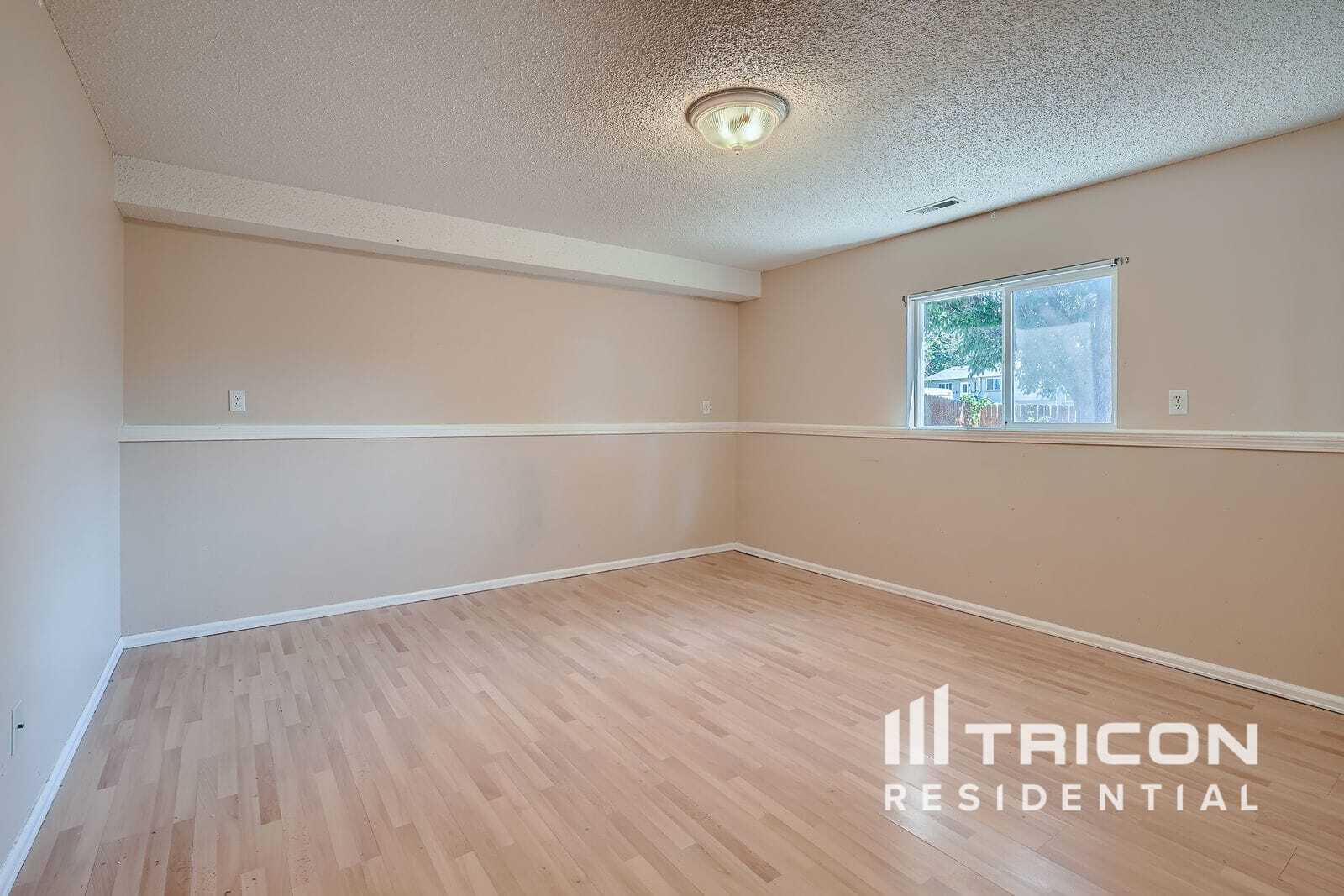 Building Photo - 4650 Dooley Way