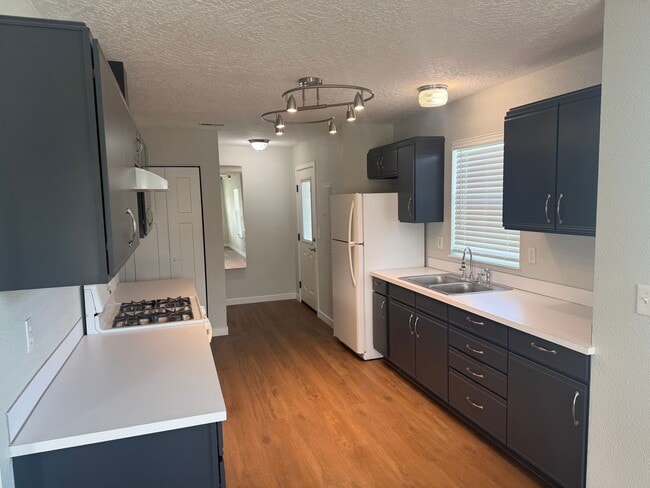 Building Photo - Mount Vernon 3 Bedroom