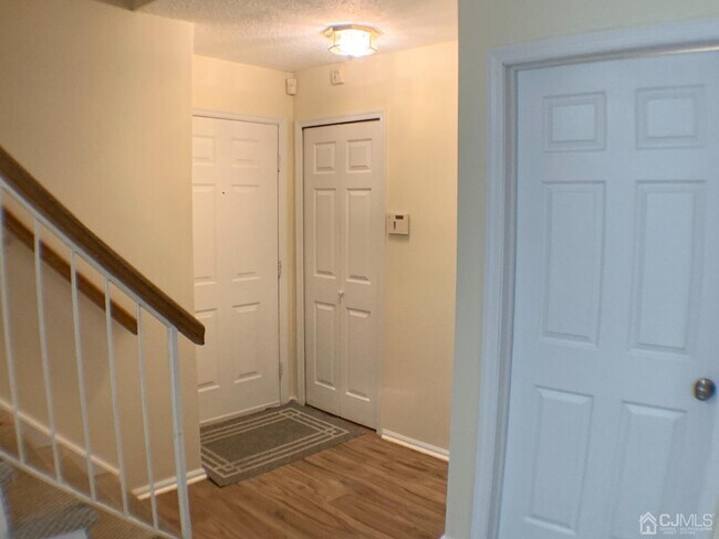 Building Photo - 95 Prestwick Way