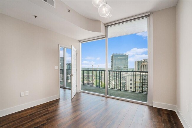 Building Photo - 1080 Peachtree St NE