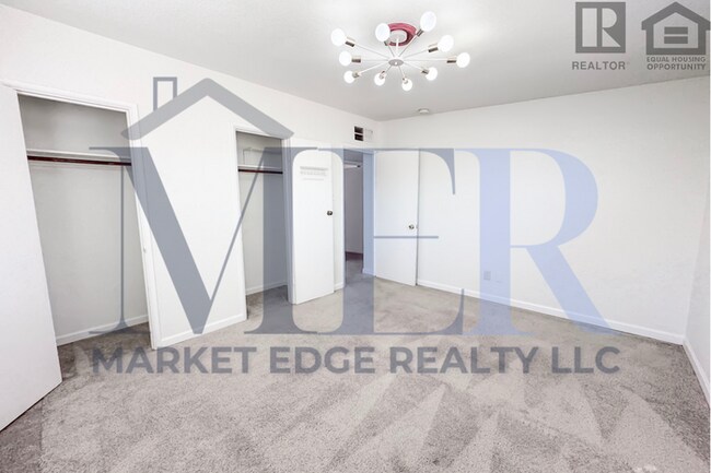 Building Photo - 3Bed/2Bath Home Scottsdale/Thomas! $399 MOVE-IN SPECIAL! Ready for Immediate Move-In!