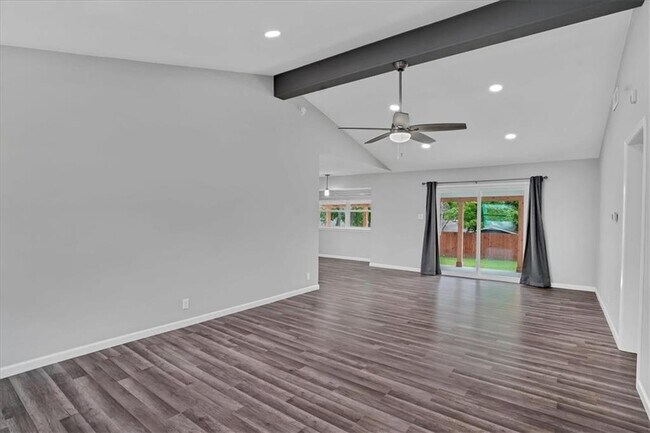 Building Photo - 8515 New Hampshire Dr