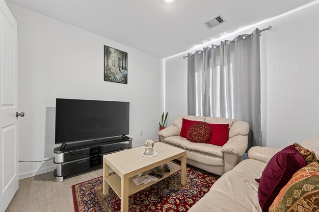 Building Photo - 16703 Rolling Pasture Ln