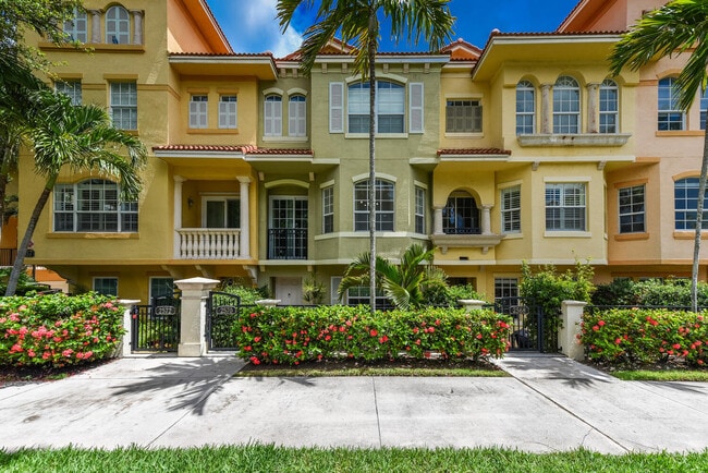 Building Photo - 2570 Gardens Pkwy