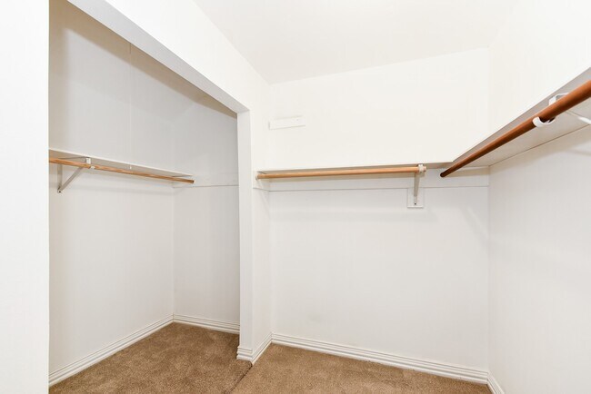 Building Photo - 15031 Kimberley Ct