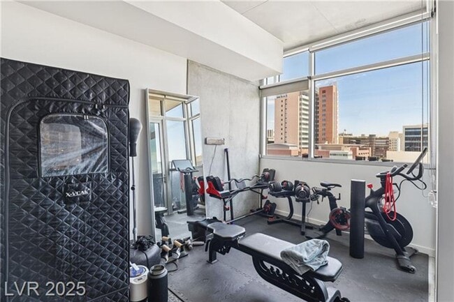 Building Photo - Downtown Las Vegas Luxury Condo with Moder...