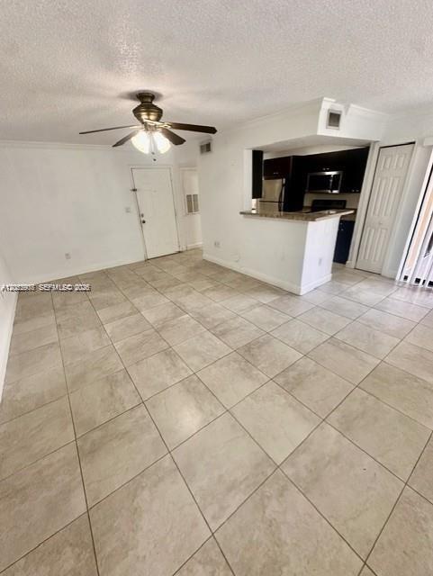 Building Photo - 10670 SW 156th Pl