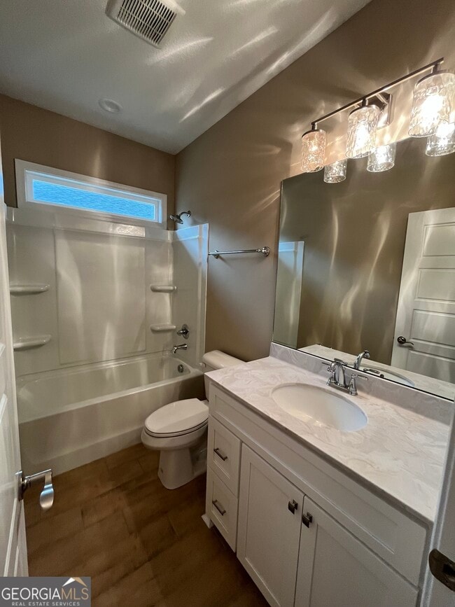 Building Photo - 126 The Villas Wy