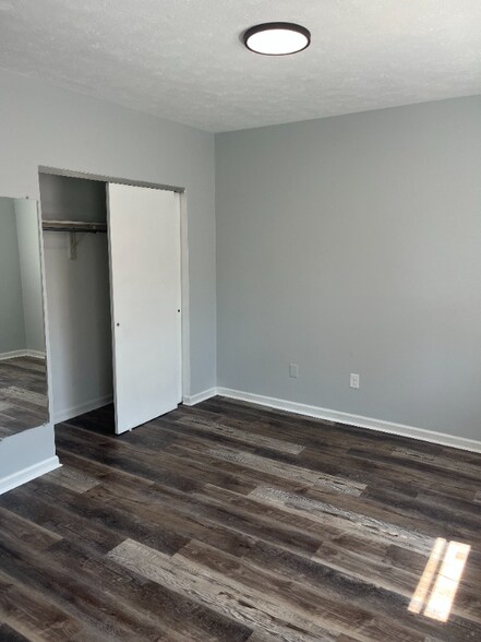 Building Photo - 2023 Carey Wy