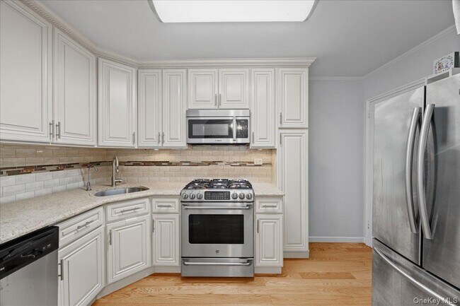 Building Photo - 163-65 23rd Ave