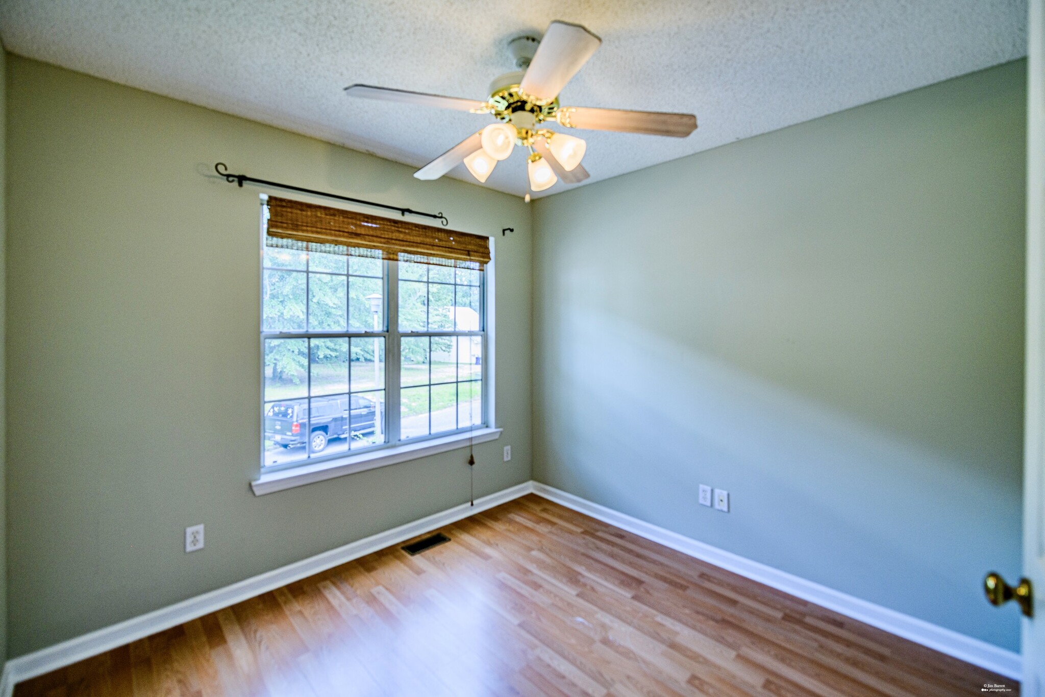 Building Photo - 113 Cove Ln