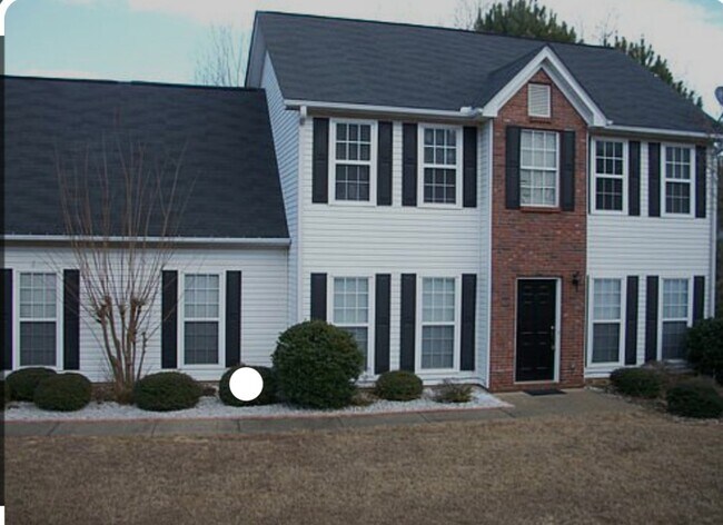 Primary Photo - 995 Spring Ives Dr