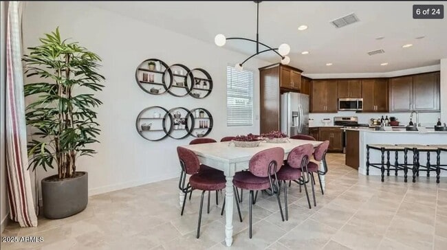 Building Photo - 23158 E Saddle Way