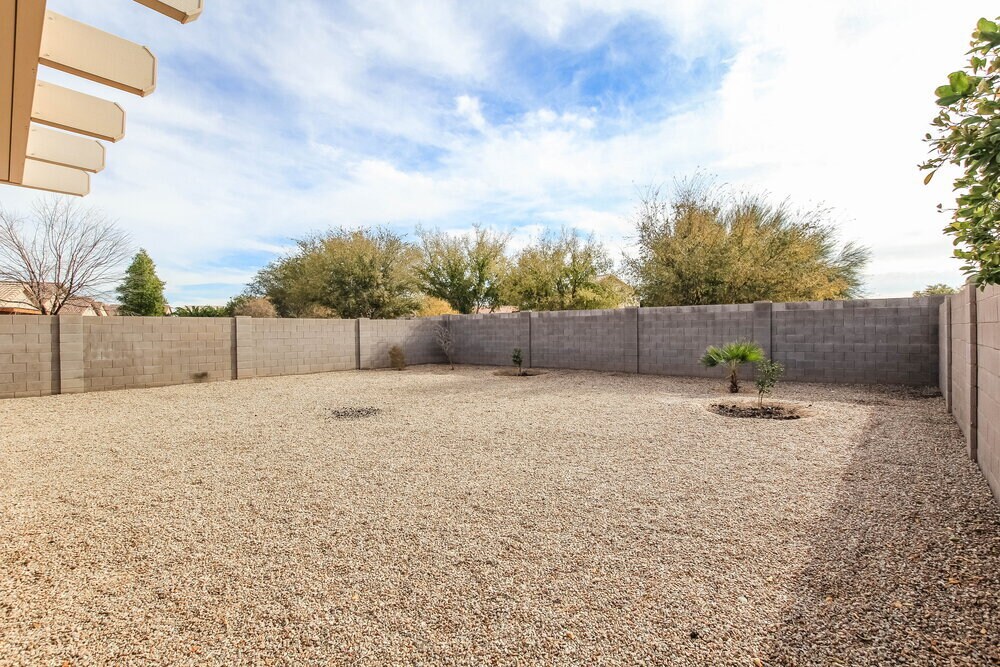 Building Photo - 2081 E Paso Fino Dr