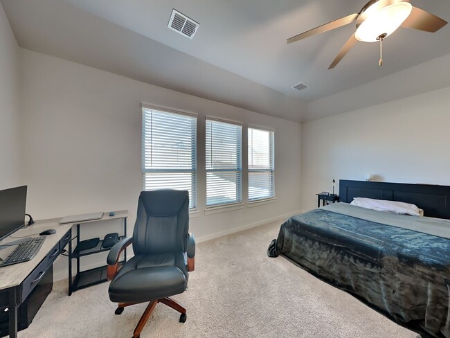 Building Photo - LIKE NEW HOME BUILT IN 2024 IN HIGHLY SOUGHT AFTER MADERO ADDITION IN HASLET