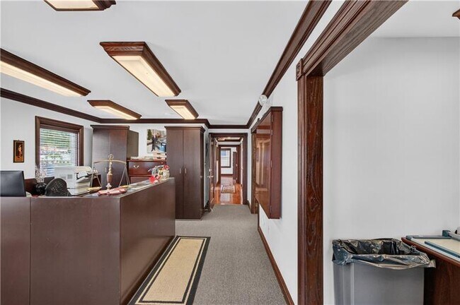 Building Photo - 7240 McKnight Rd
