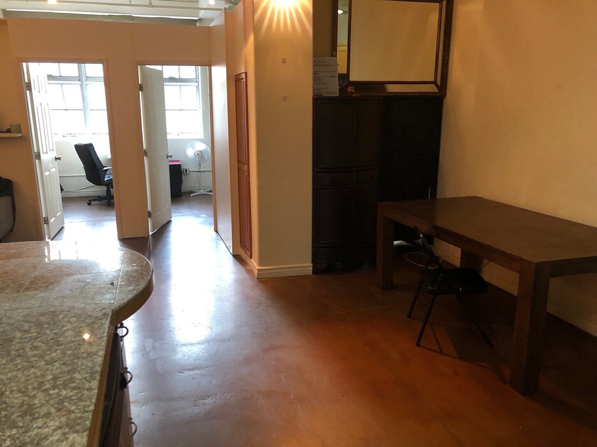 Building Photo - 312 W 5th St