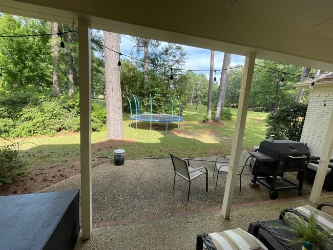 Building Photo - Home For Rent in Madison