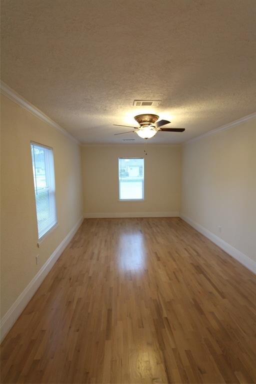 Building Photo - 6529 Schiller St