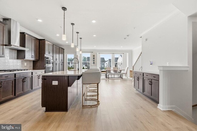 Building Photo - 16007 Hyde Pk Pl