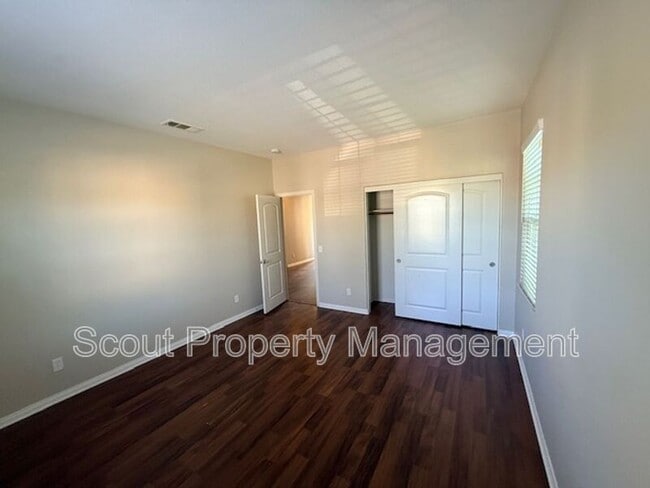 Building Photo - 31875 Domenoe Way