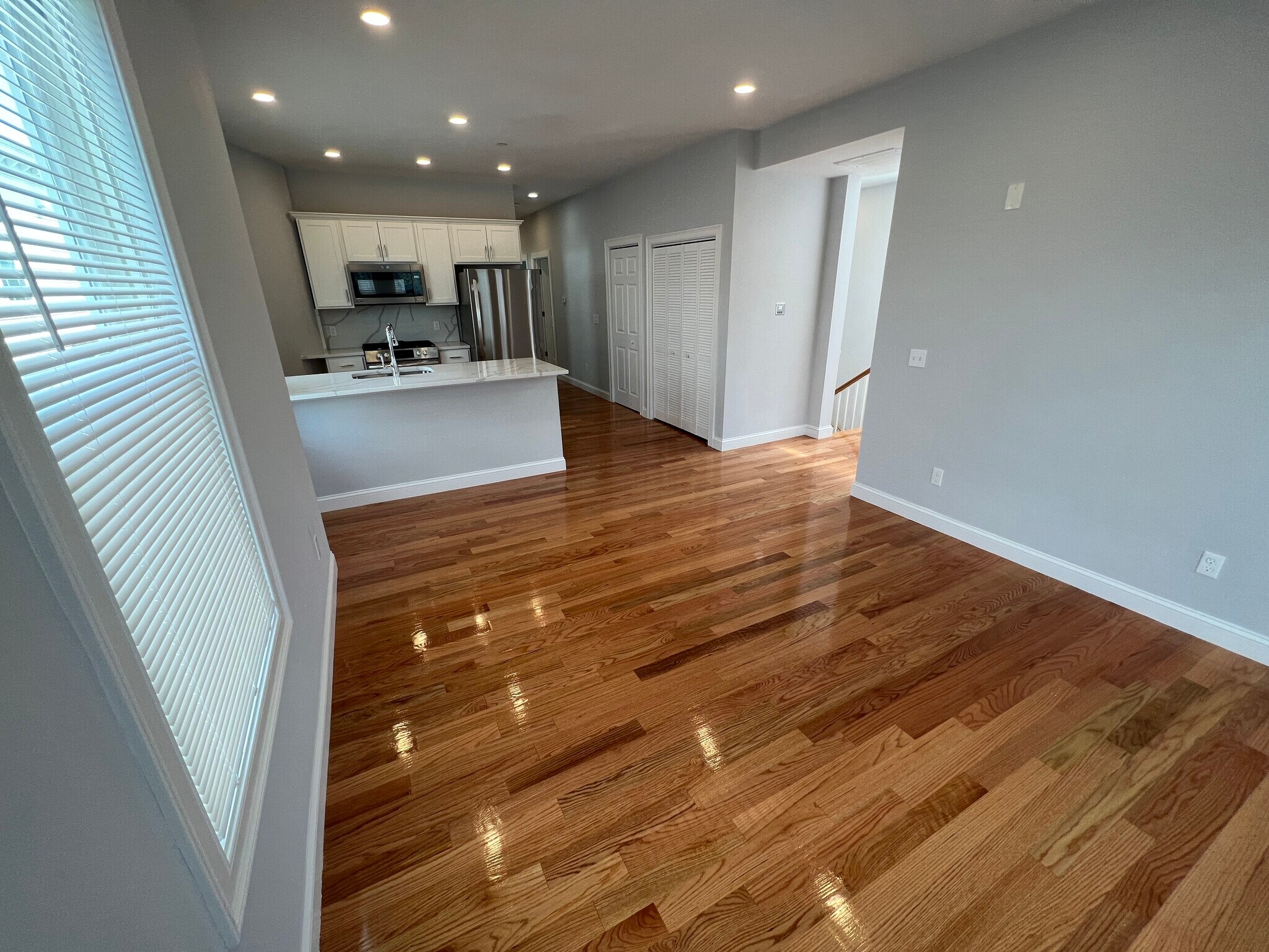 Building Photo - 126 Cross St