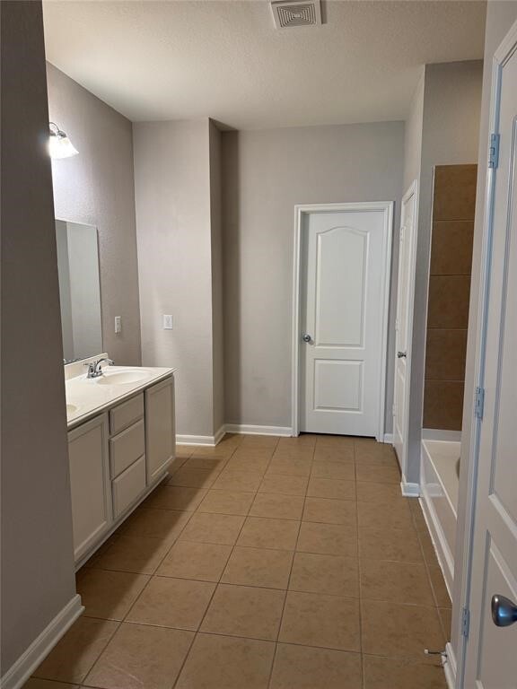 Building Photo - 2818 Mezzomonte Ln