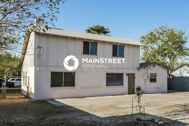 Building Photo - 3 Bedroom Pet-Friendly Home in Phoenix, AZ with Main Street Renewal