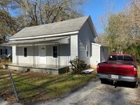 Building Photo - 204 Askew Ave