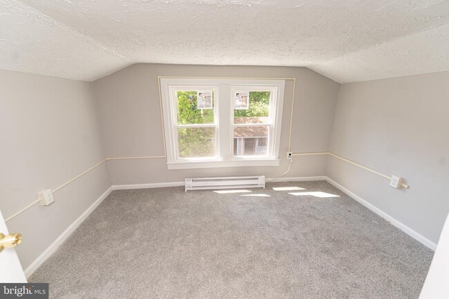 Building Photo - 1507 Race St