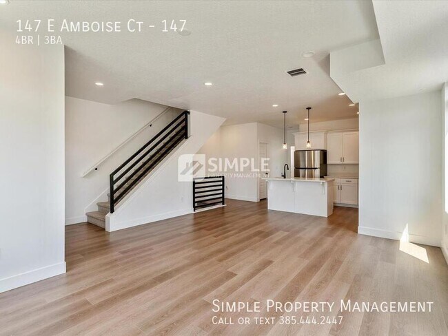 Building Photo - 147 E Amboise Ct