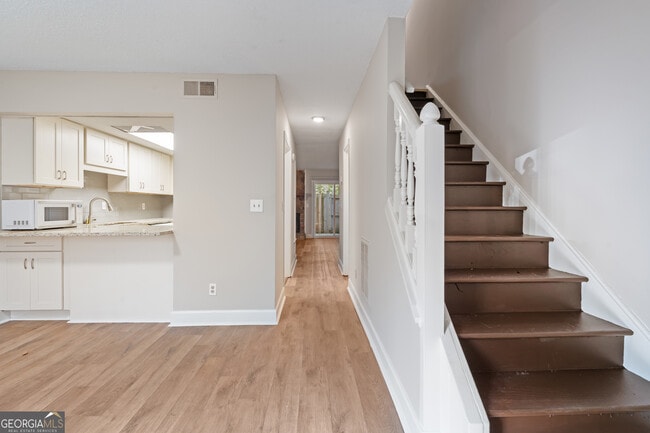 Building Photo - 469 Granite Ridge Pl