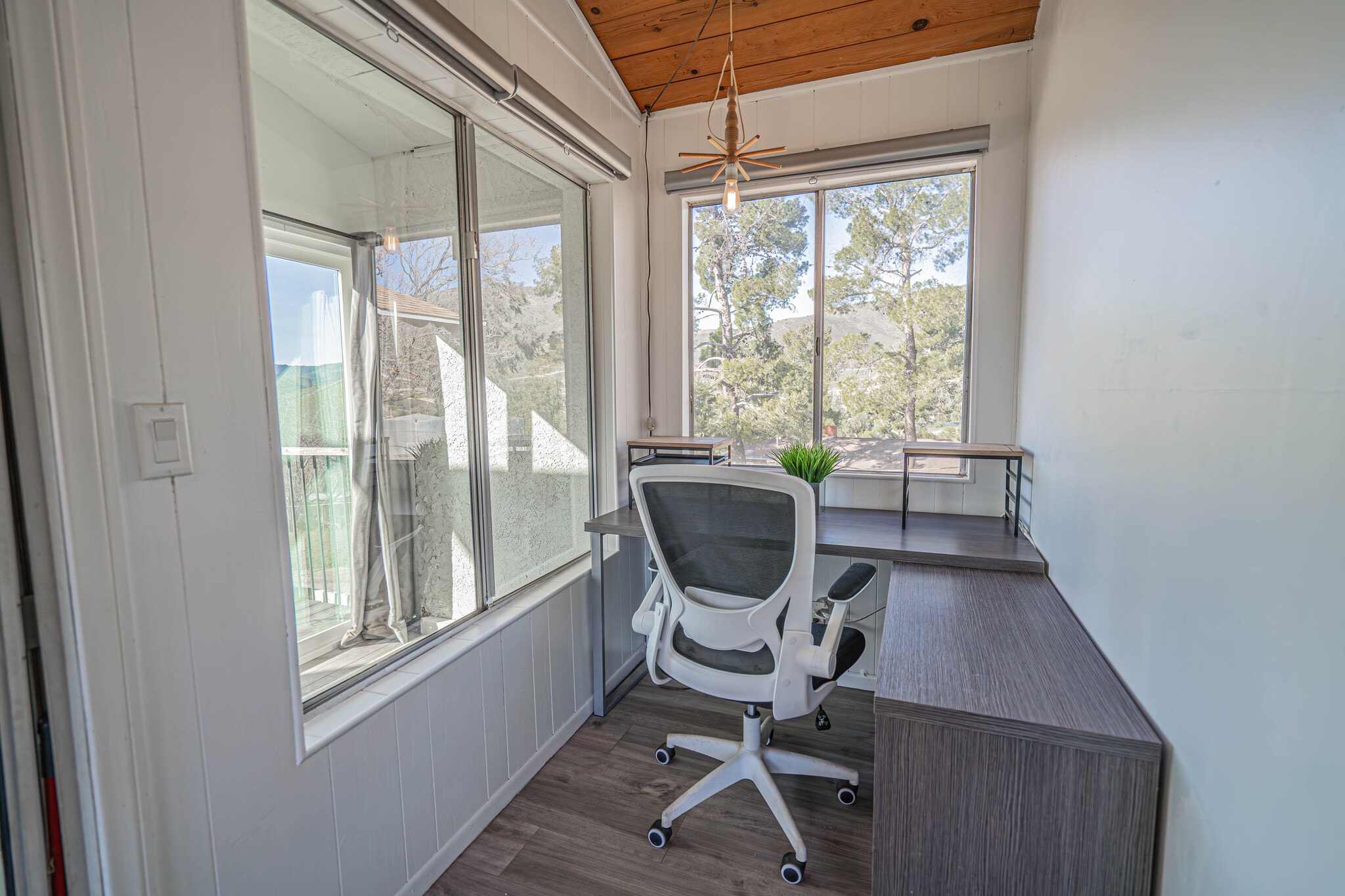 Building Photo - 35315 Glenwall St