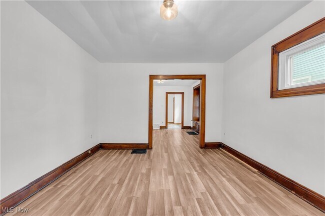 Building Photo - 508 Hammel St