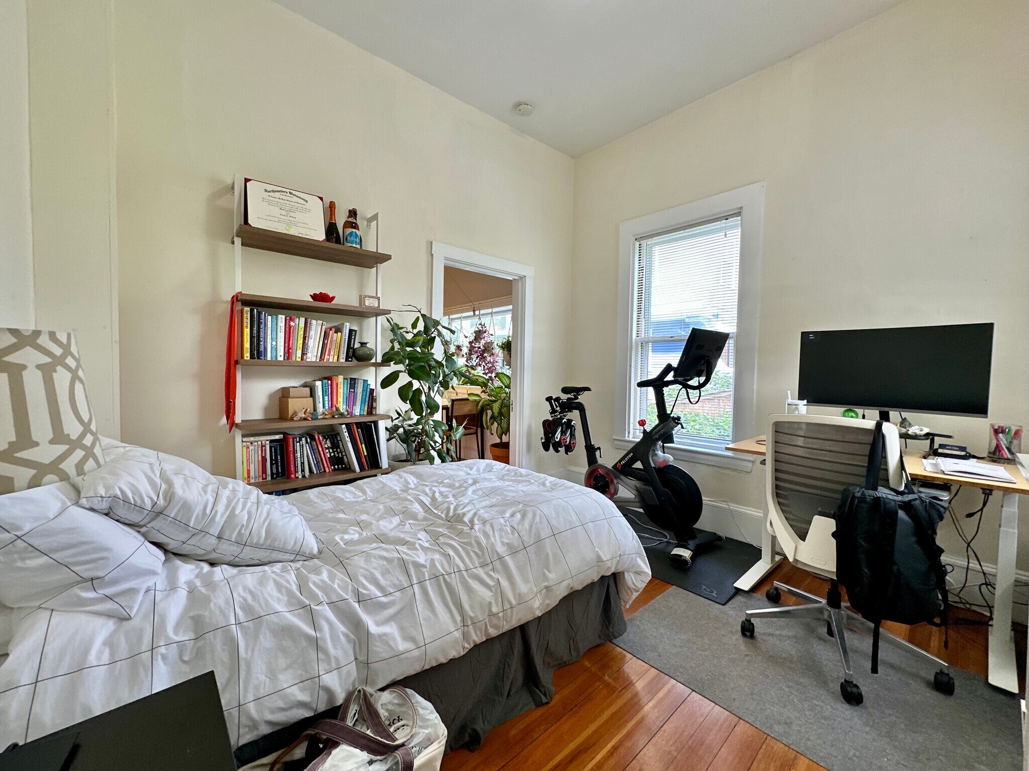 Building Photo - 49 Burroughs St