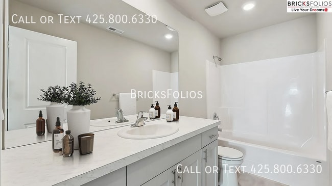 Building Photo - 4105 Pronghorn Pl