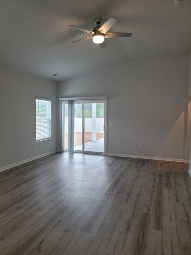 Building Photo - Coastal Point